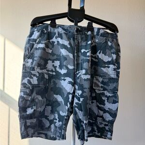 Levi's Gray Camouflage Cargo Shorts